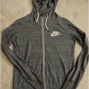 grey lightweight nike hoodie sz m